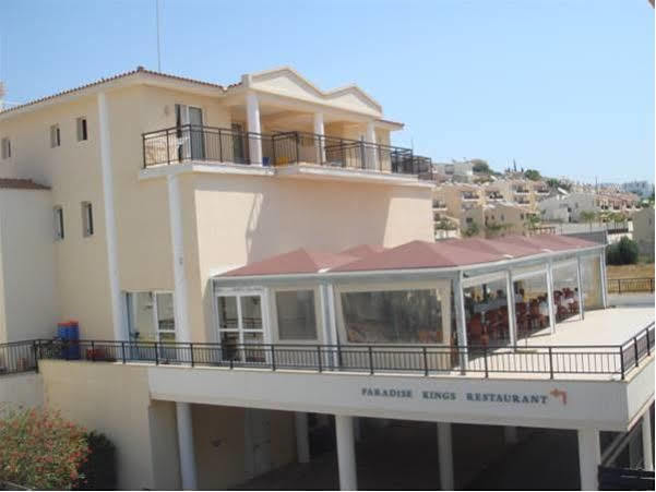 Paradise Kings Club Aparthotel Pafos Exterior foto